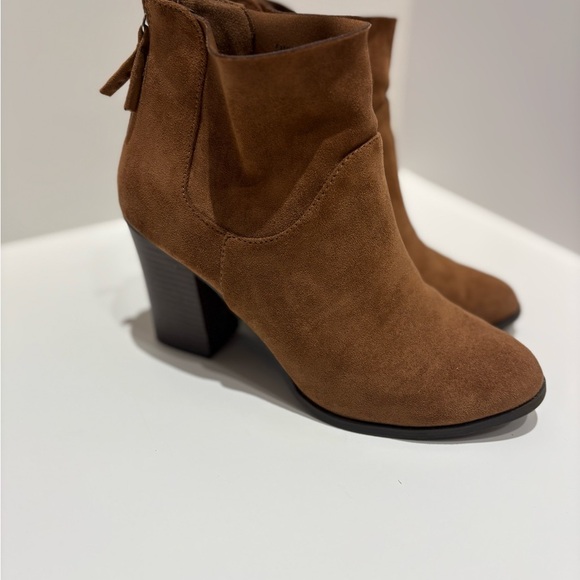 Women’s Brown Suede Ankle Boots – Block Heel – Size US 7 - Picture 4 of 9